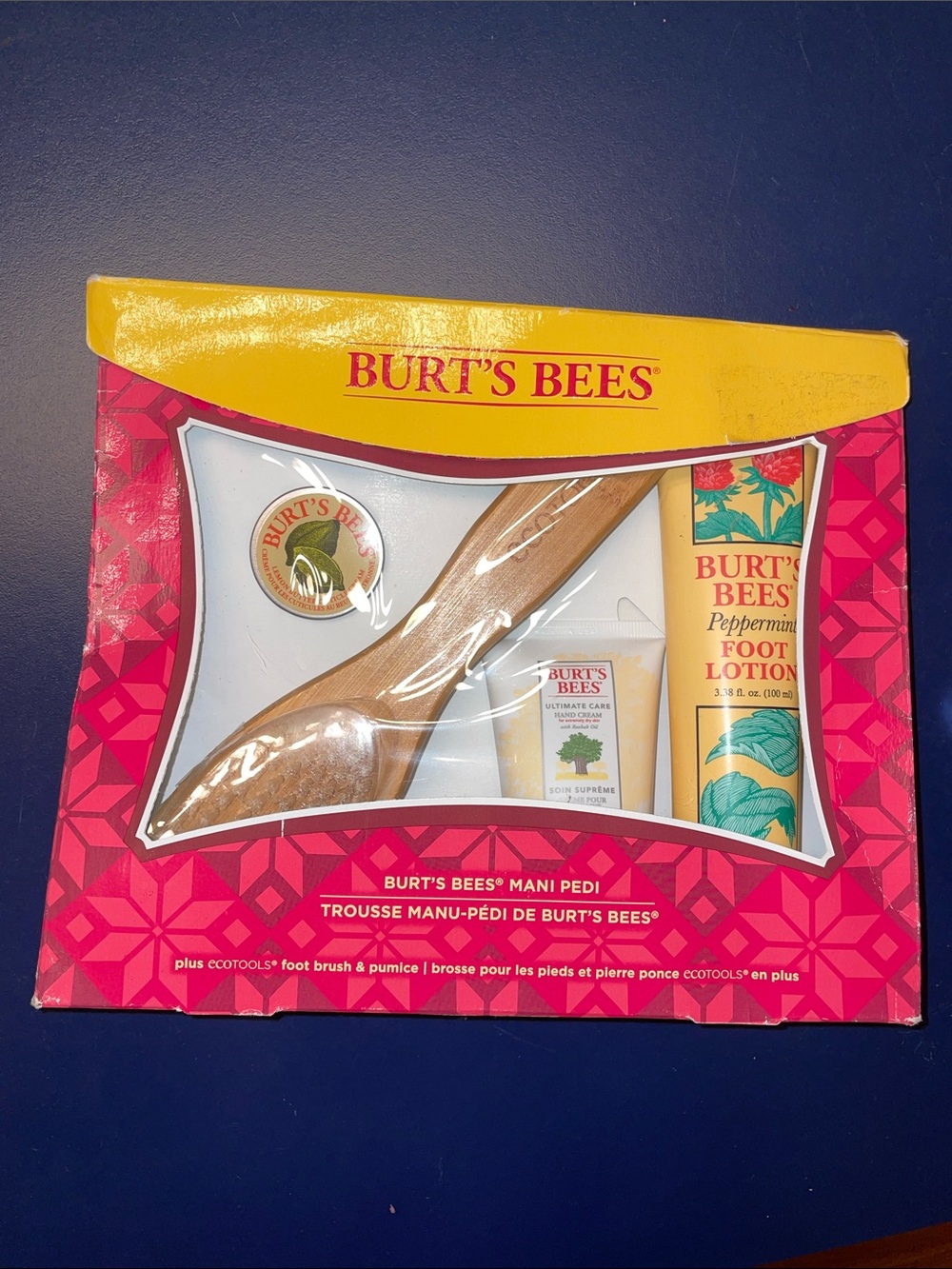 Burt’s Bees Mani Pedi sets